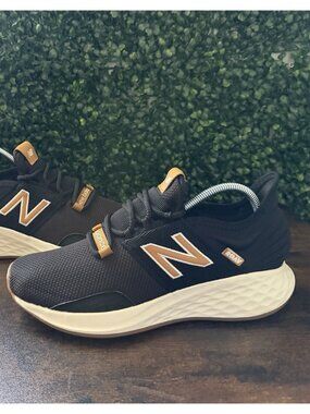 New Balance Fresh Foam ROAV Women's Size 8 Athletic Running Shoes Walking